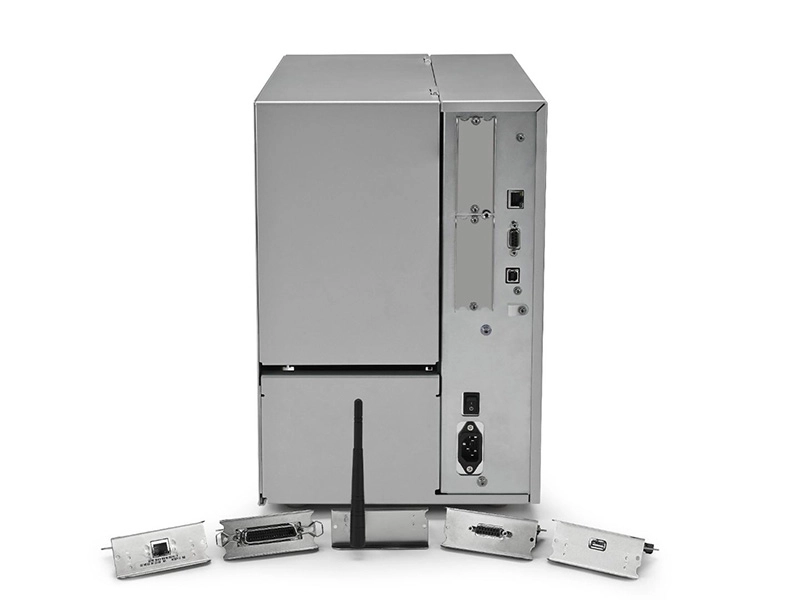 Rückseite eines Industrie-Steuergeräts mit Modulen