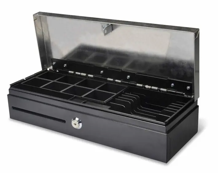 Schwarze Geldkassette mit Münz- und Scheinfächern, offen