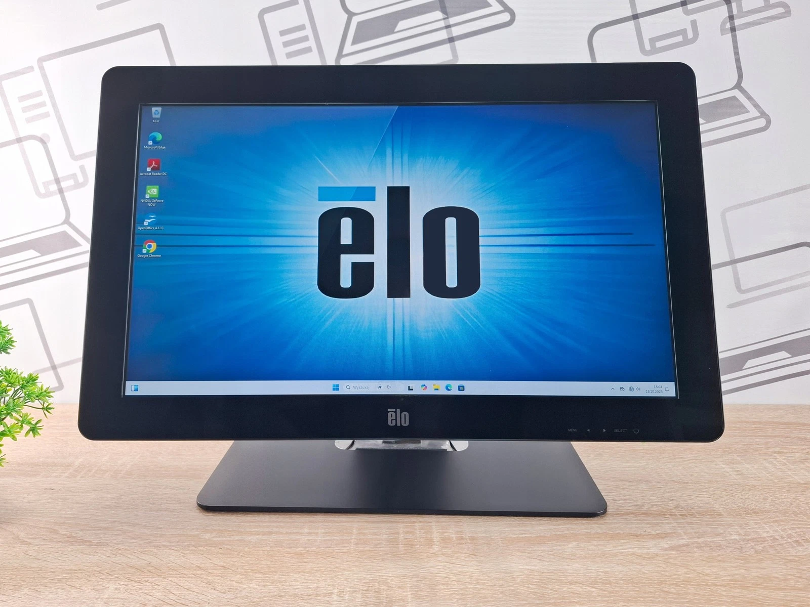 Schwarzer Elo 22 Zoll Touchscreen-Monitor auf Tisch